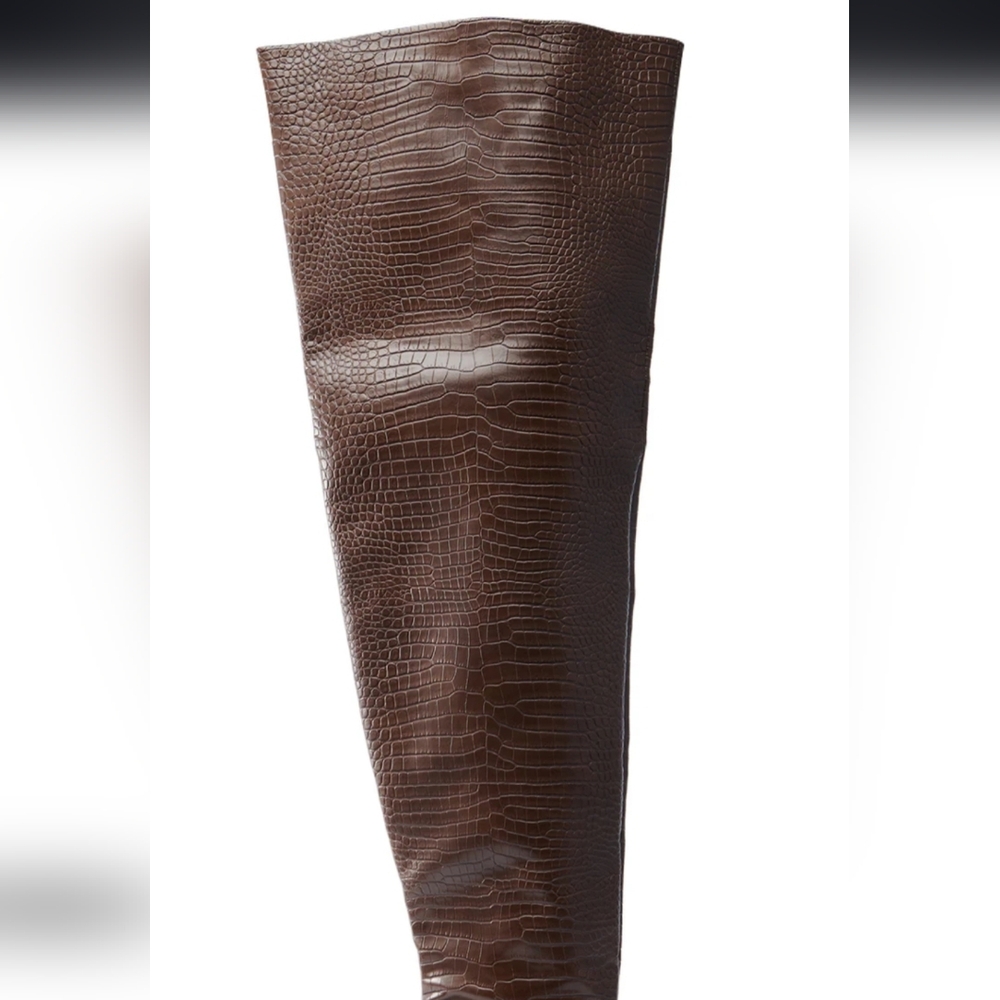Brown Heeled Over-the-Knee Boots - Picture 7 of 16